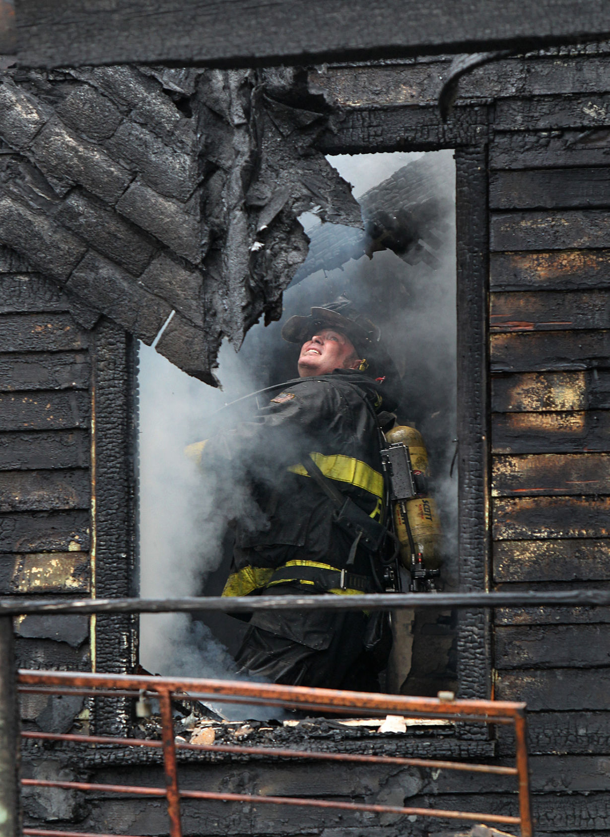 Fire destroys three houses on Thrush